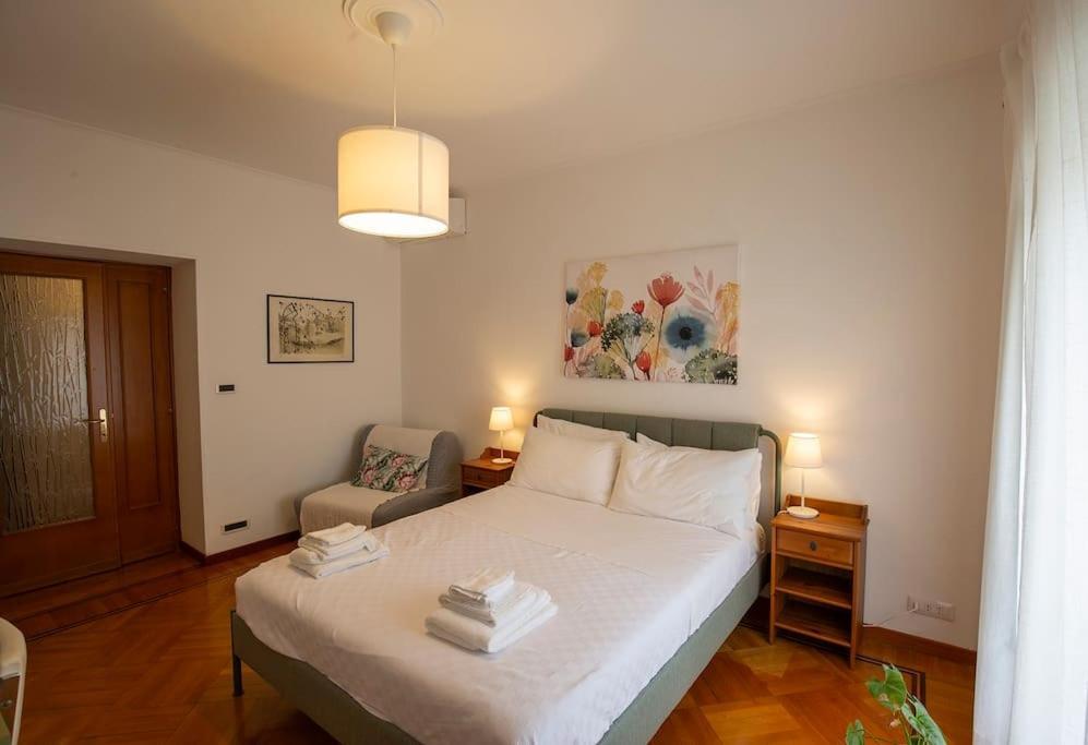 Dimora Al Colosseo, 2 Bedrooms Rome Buitenkant foto