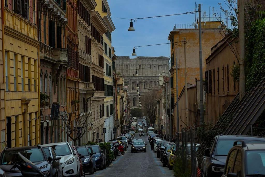 Dimora Al Colosseo, 2 Bedrooms Rome Buitenkant foto